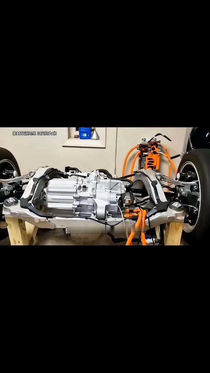 电车在高速上想长时间保持120公里以上，本质上是在干一件“反物理”的事。这话