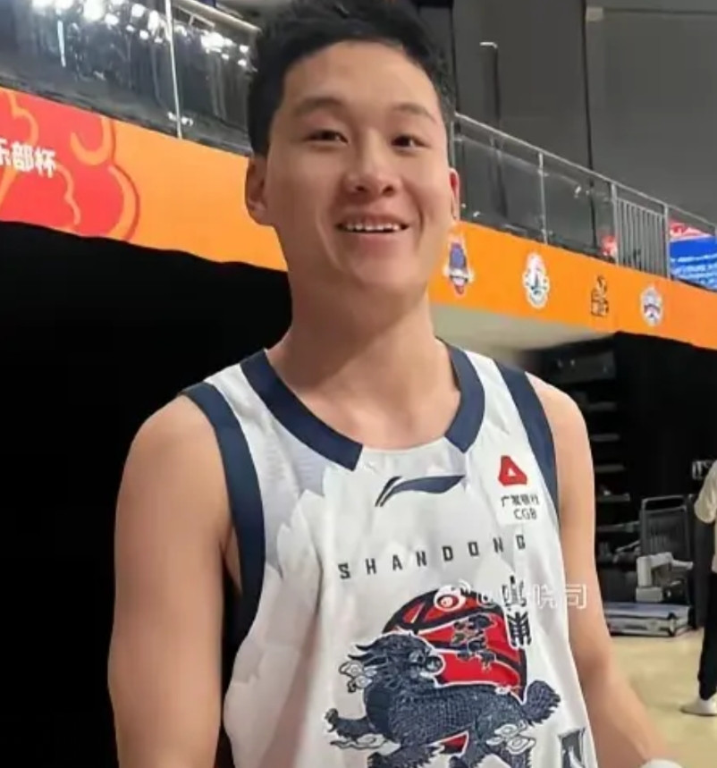 给邱彪的几个建议。1、轮休高诗岩。状态确实不行，前五轮场场拉胯。2、王证