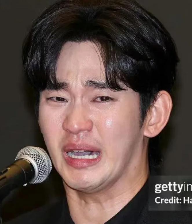 这下金秀贤应该不能翻身了不是他和未成年谈恋爱也不是他一次又一次的谎言而是在