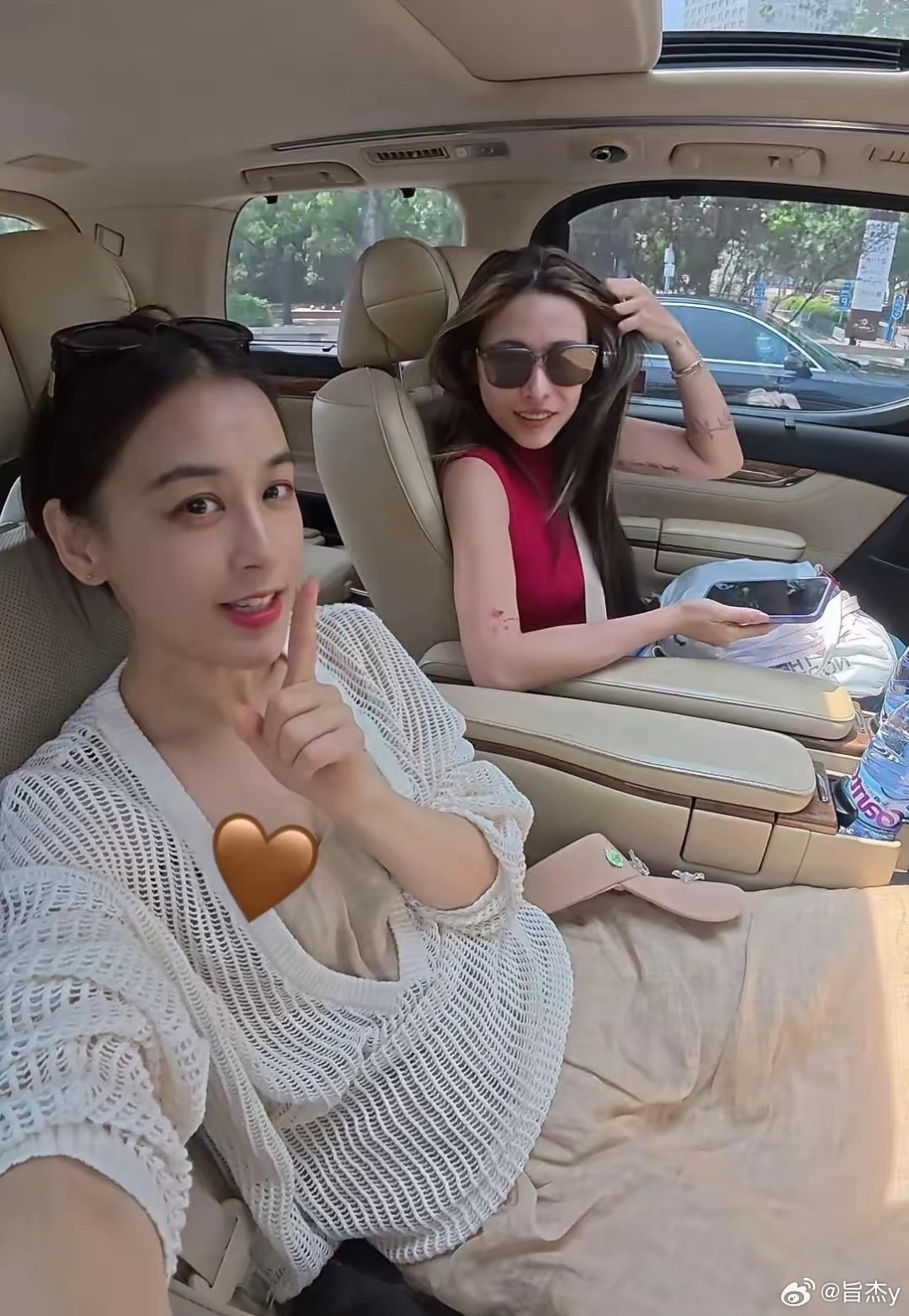 黄圣依葛夕一起学潜水,黄圣依素颜也超美网友:这明明就是18岁的脸​​​