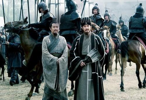 刘备死后，诸葛亮为什么一直吃败仗？姜维临死前不小心说漏了嘴！刘备死后，诸葛亮以