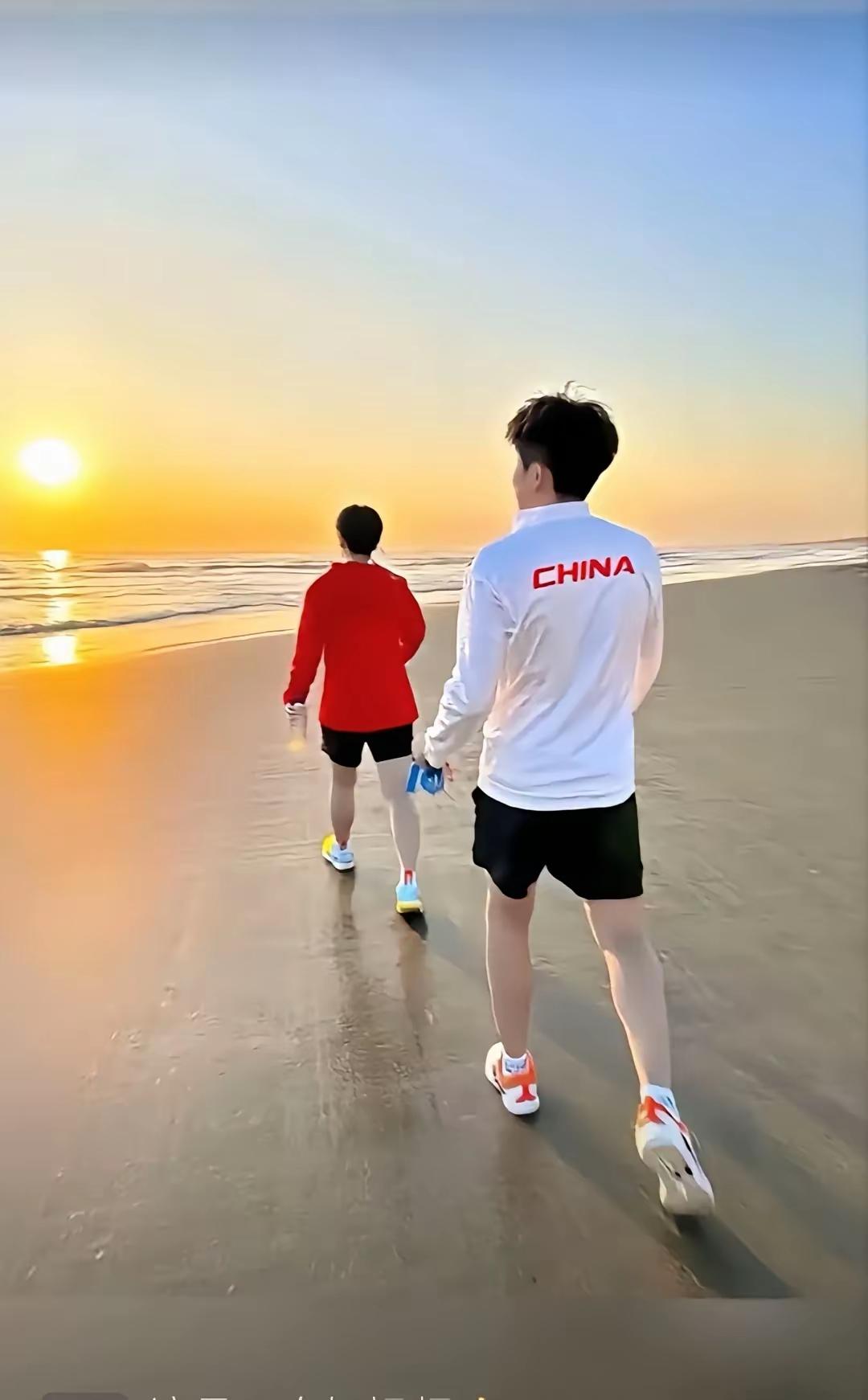 大头“五句话”深情告白莎莎：我的后背，永远交给你!听了让你彻底入坑:1.平时