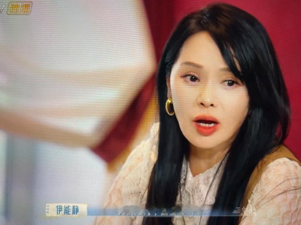 伊能靜还是太委婉了把伊能静这段翻译成大白话就是：豆豆在这段关系中已经付出太多了，