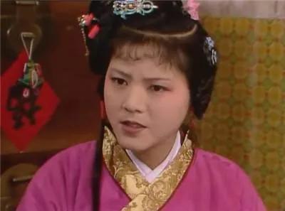 今日话题：黛玉对袭人这么好，为何袭人还总背刺黛玉？？？网友甲：袭人明白宝玉满