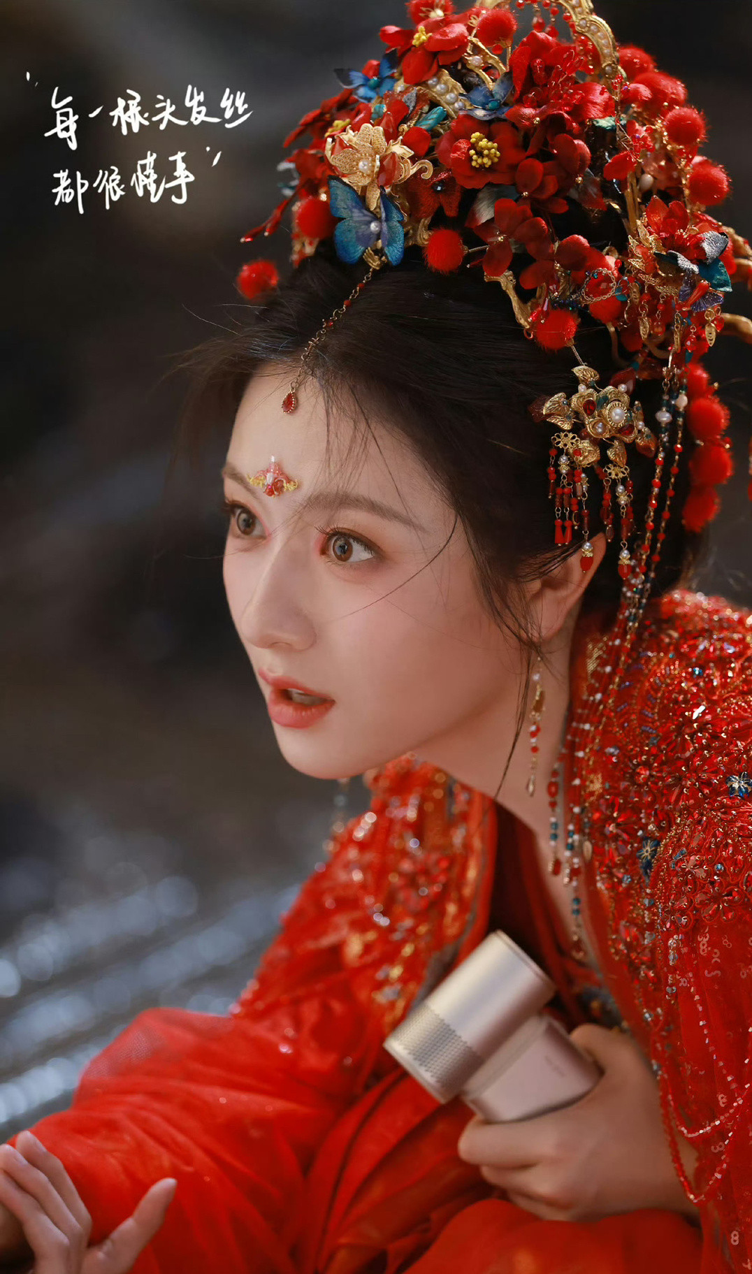 李兰迪《千夜奇谭》千云兮剧组花絮图，就这样可明媚可温婉！[爱心]​​​