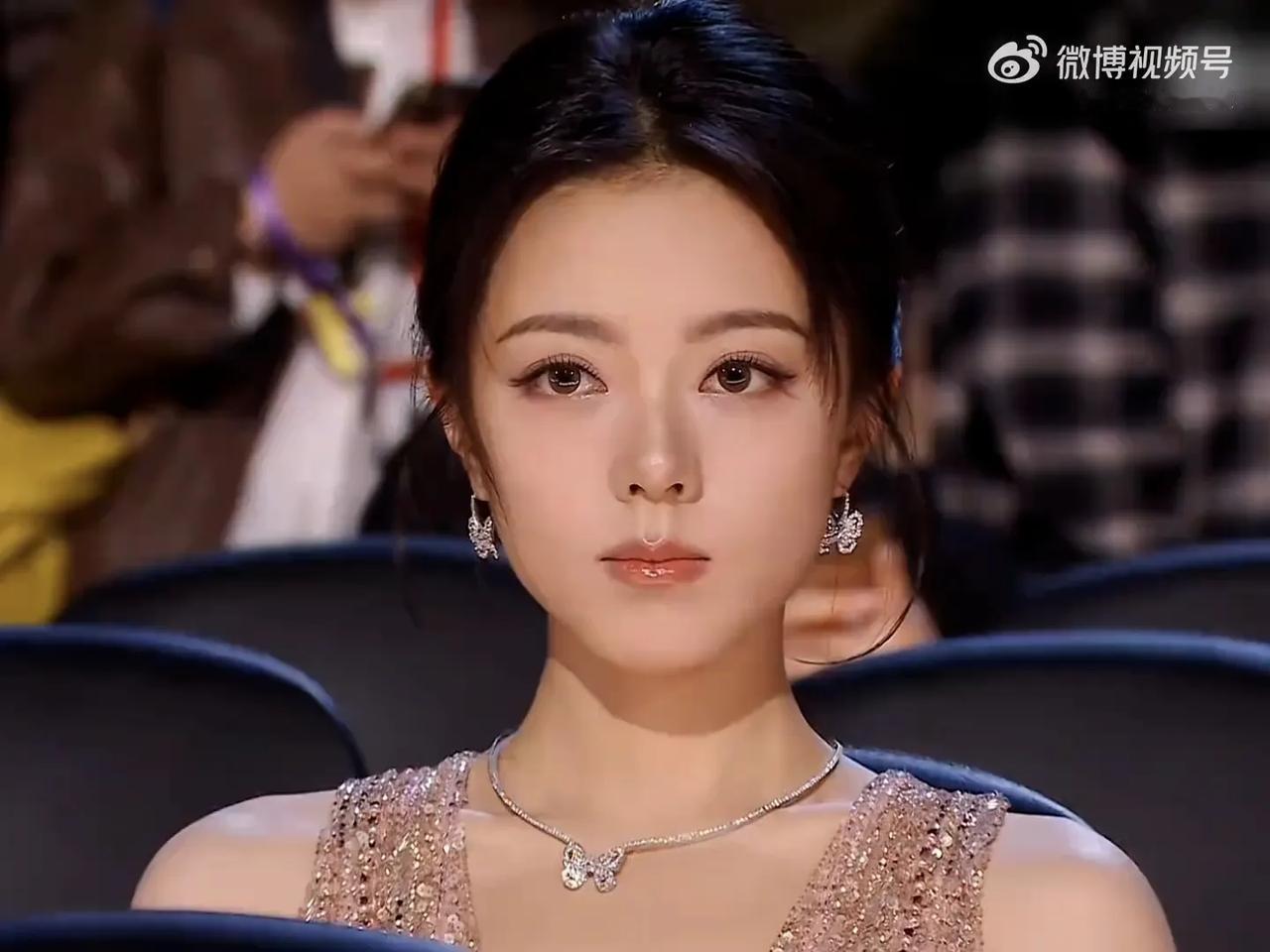 星光大赏阵容引热议：新生代接棒，青春锋芒正当燃2025腾讯视频星光大赏阵容