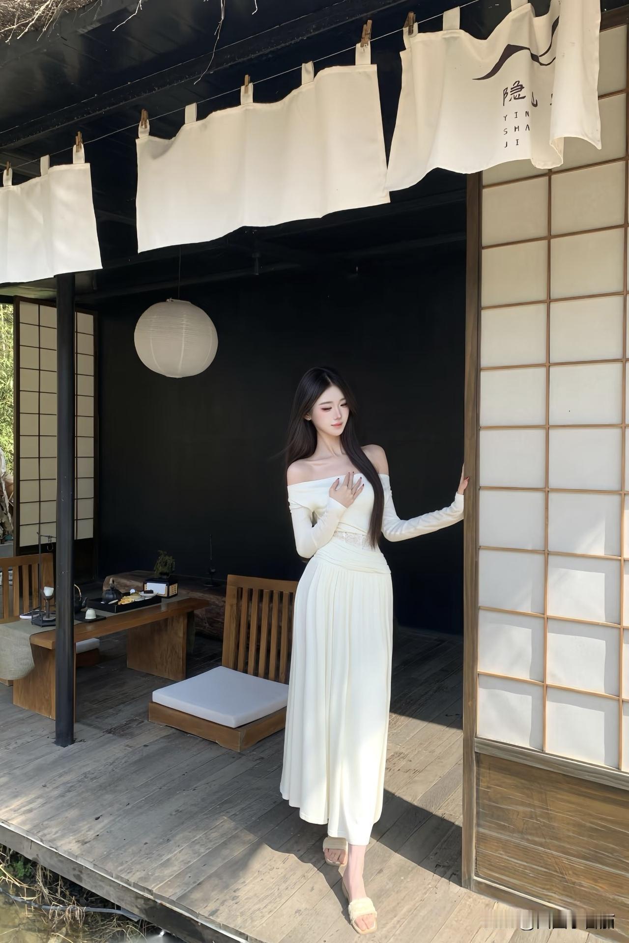 世界很吵可只要你在我就觉得安静又踏实清秀美少女少女清纯风