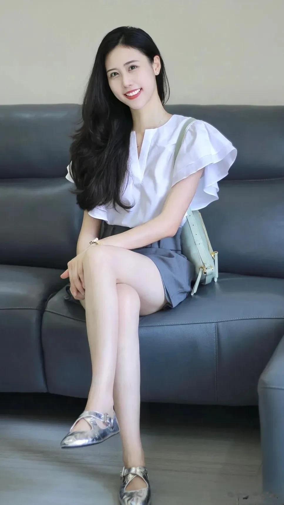 接受岁月的伤，继续仰望生活的光[/太阳]