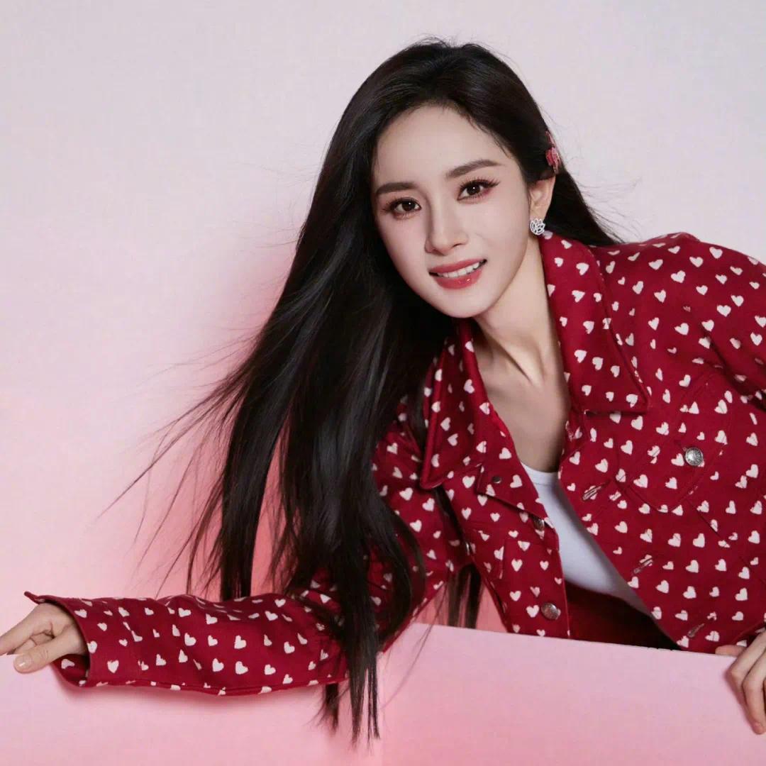 番位这事儿，最近娱乐圈又有了新动静。听说啊，悬疑大剧《末路狂花》要带头实践一个“