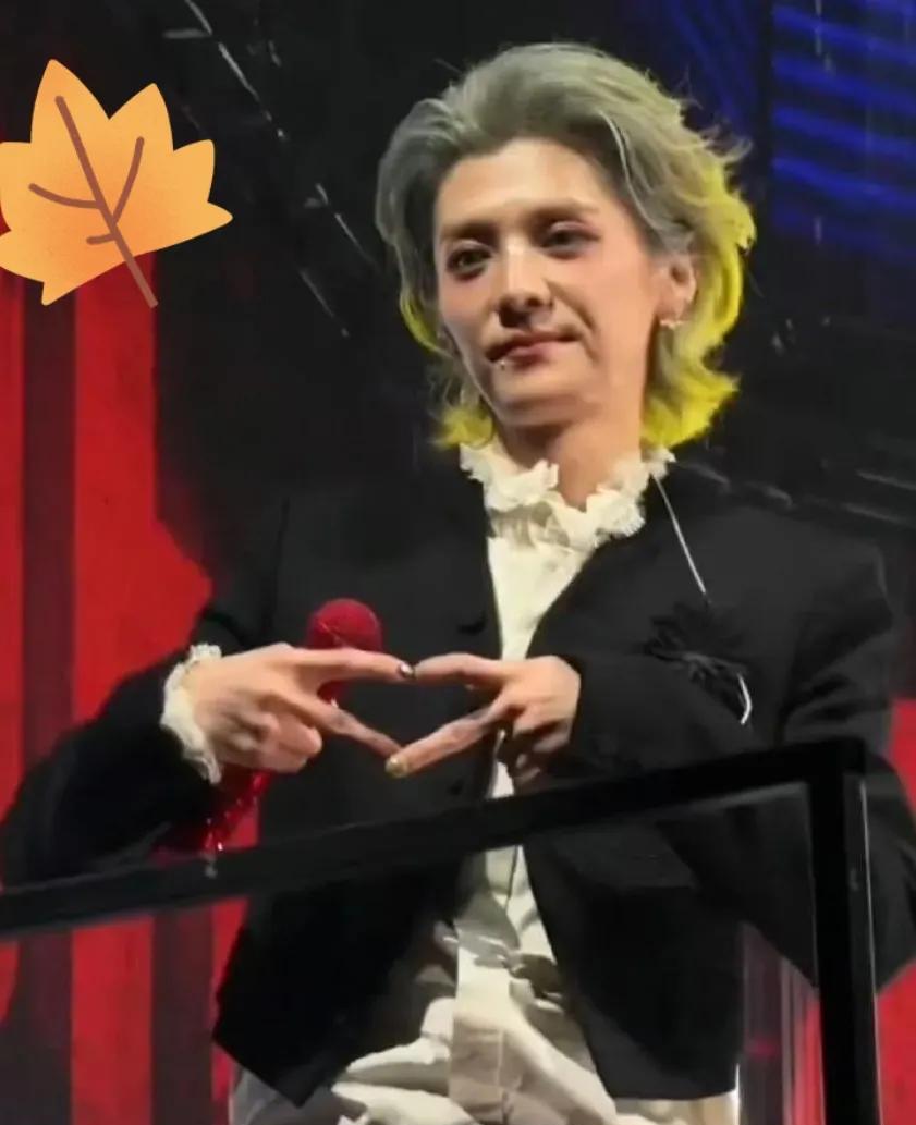 鹿晗，醒醒吧！别怪我说话难听。如果我是你，我第一件事要做的就是赶紧打起精神