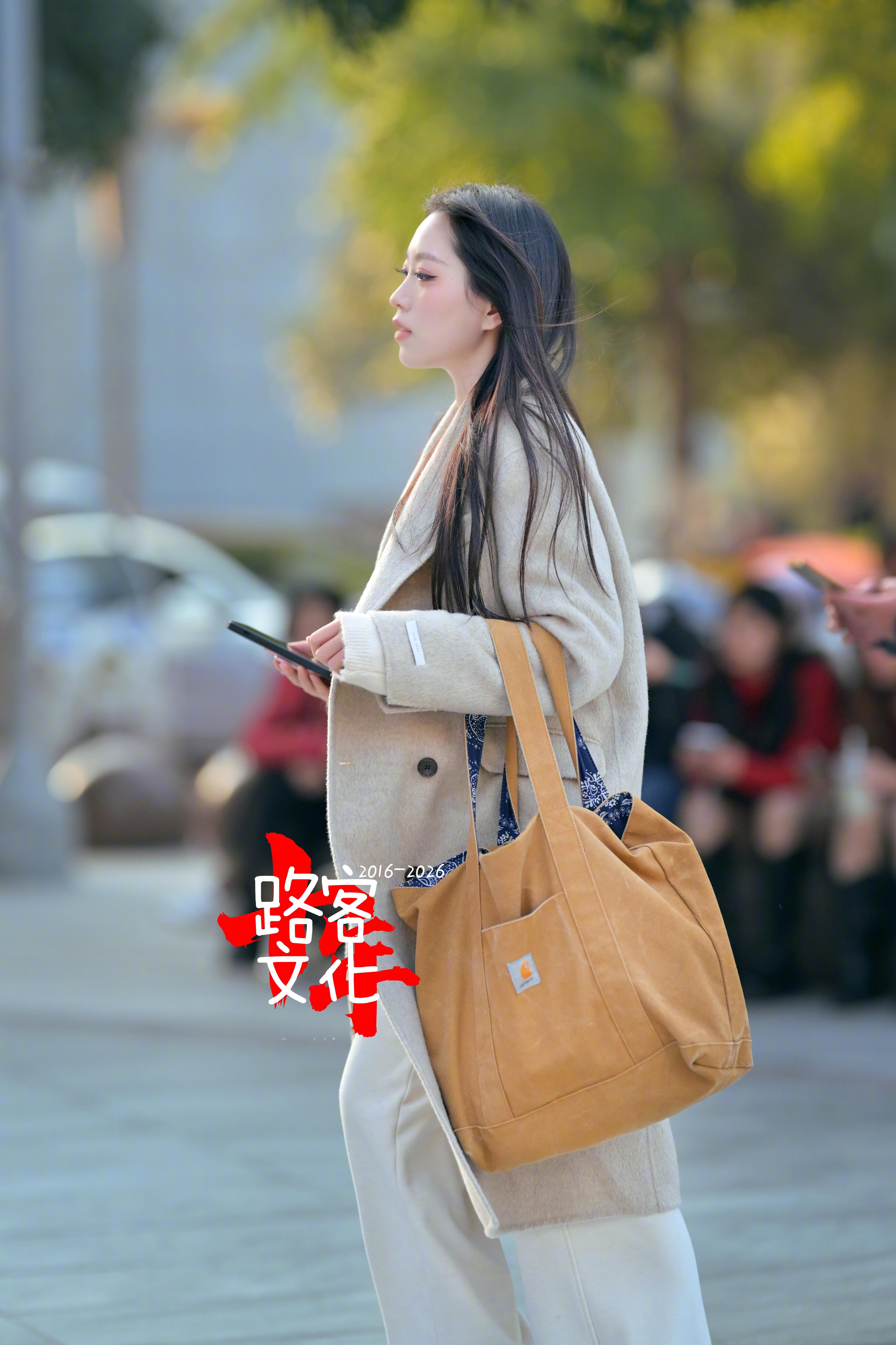 我个人超级喜欢这张侧面