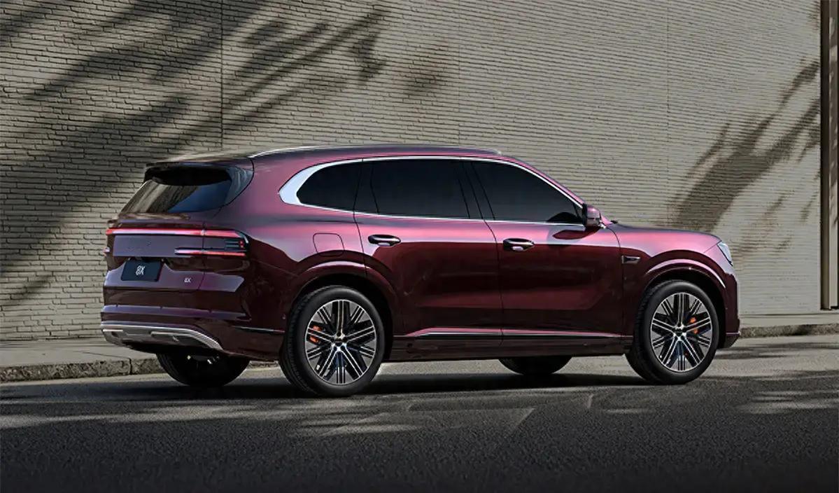 2月刚，国内车企就炸场了！10多款重磅新车集中亮相，从小米最猛的性...