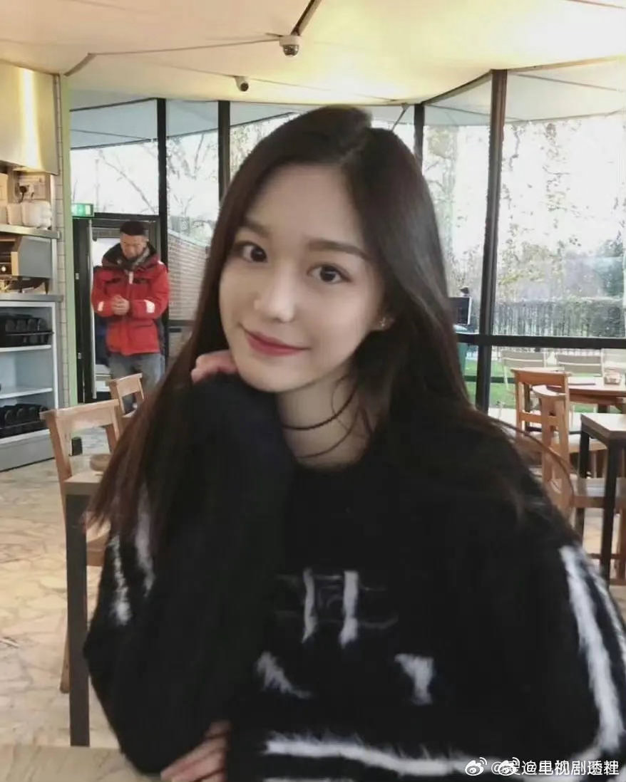 綦美合的颜值对比欧阳娜娜，王文也，可以出道了