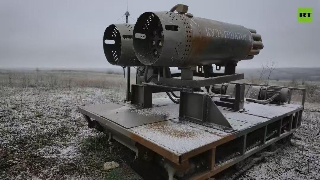 俄军越打越先进了，再打下去，俄军前线就全部都是“机器人作战了”。俄军一下子投入多