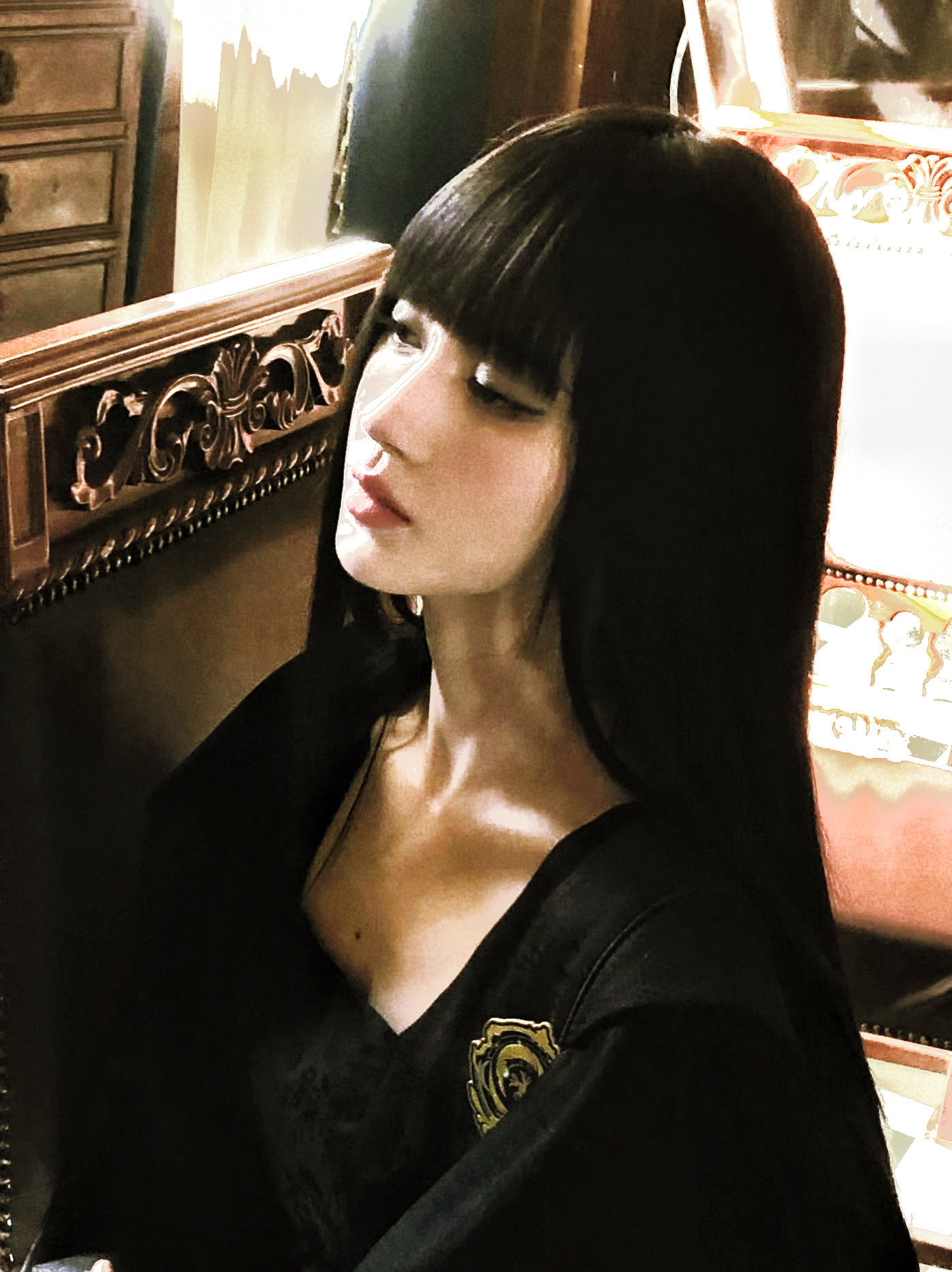 那个古堡的主人🖤🧛🏻♀️鞠婧祎天使还是魔鬼我自有判断吉安