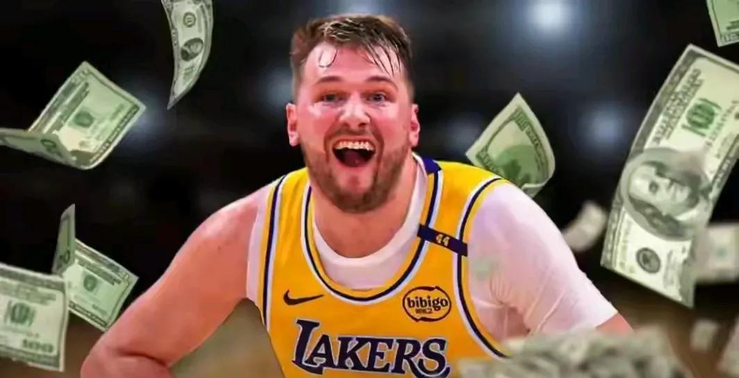 重磅来袭！比东契奇提前续约更劲爆的消息来了！据NBA薪资专家鲍比·马克斯报道，