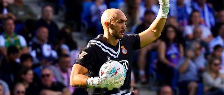 搬运足球情报，给足球爱好者们提供帮助西班牙人VS塞维利亚1西班牙人主力门将德米特