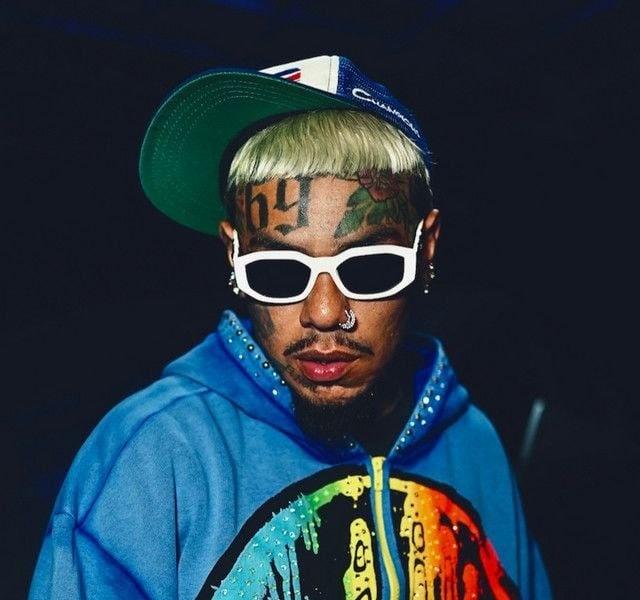 据TMZ报道，Tekashi6ix9ine位于佛罗里达州的家中遭到四名持