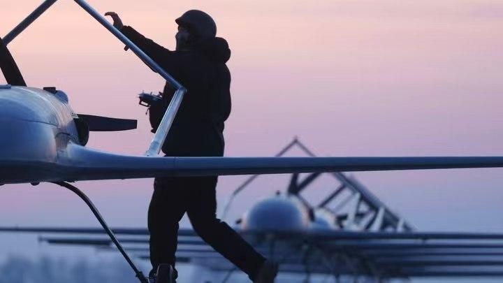 实战检验！乌克兰军工异军突起，多国排队抢购“战场验证”武器