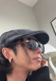 华晨宇，哭了！损失太大了！华晨宇本来有个好创意，方便歌迷和自己，在云南抚仙湖