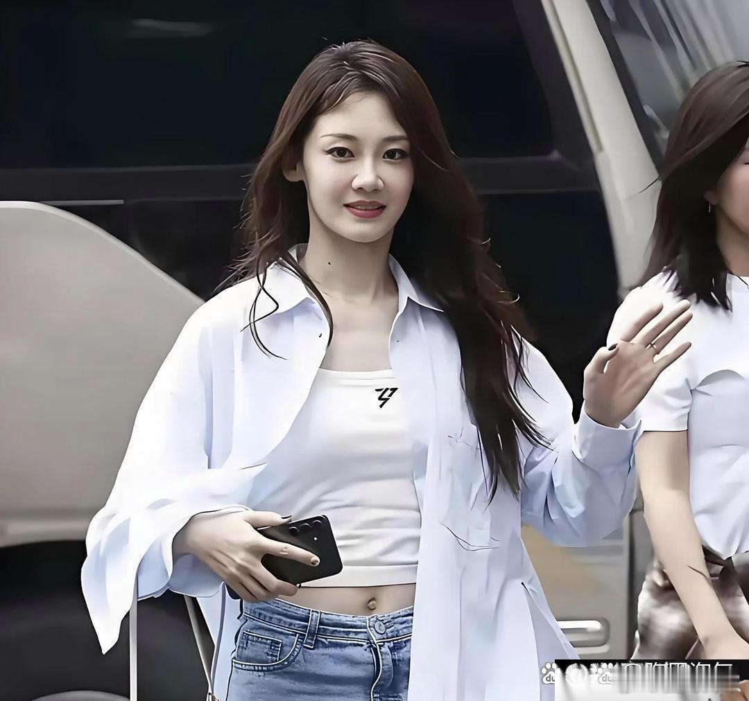 郑凯老婆苗苗颜值太绝了，这气质简直是仙女下凡！