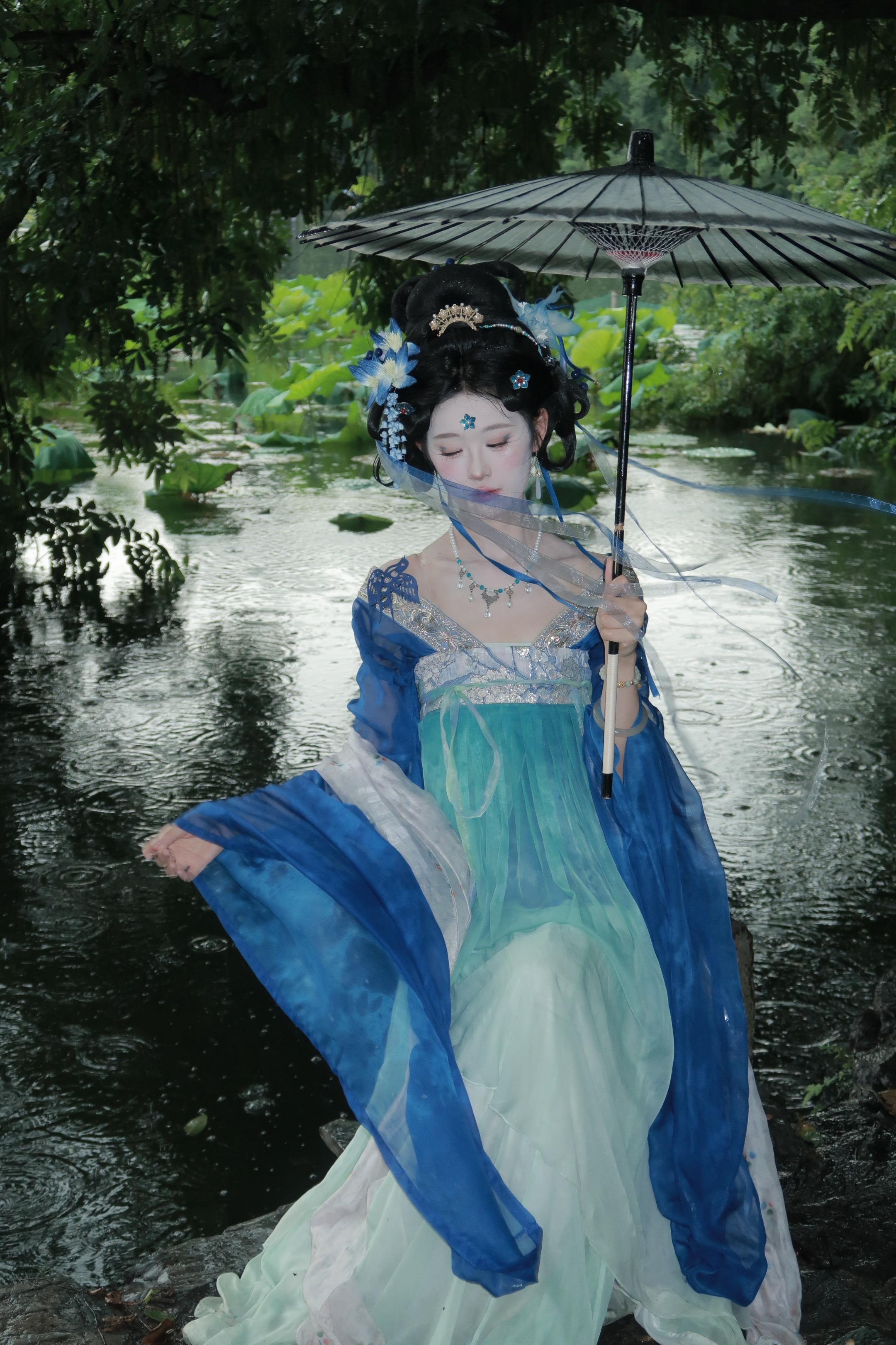 名花国色……神来之笔的风！