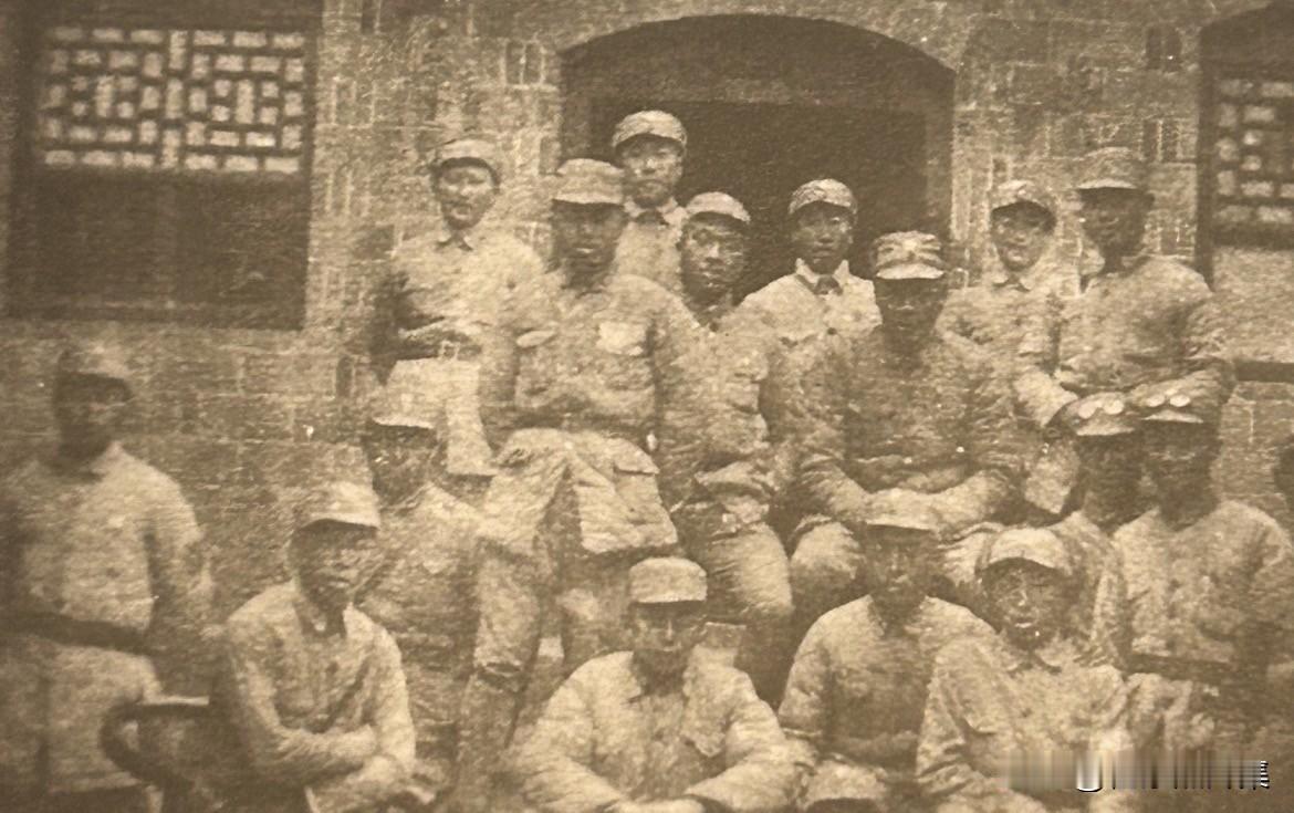 1939年4月，张宗逊、张平化率358旅旅直部分人员开赴冀中，新358旅以彭绍辉