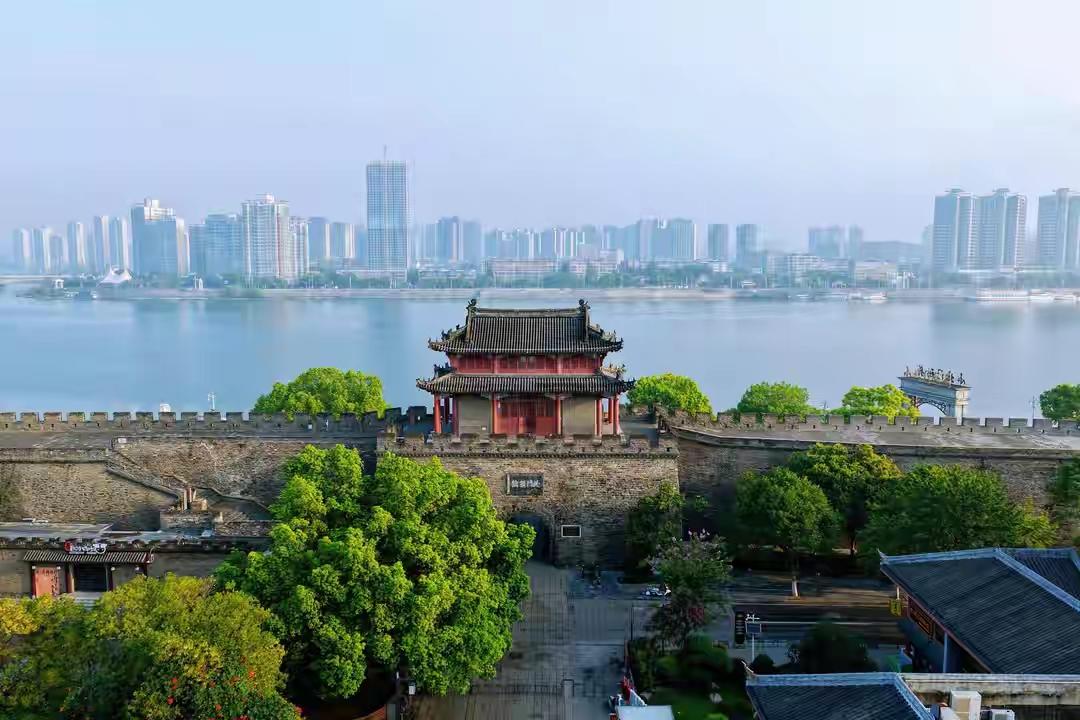真假隆中系列之四：汉时没有襄阳城，何来襄阳古隆中襄阳将诸葛亮躬耕地定于今