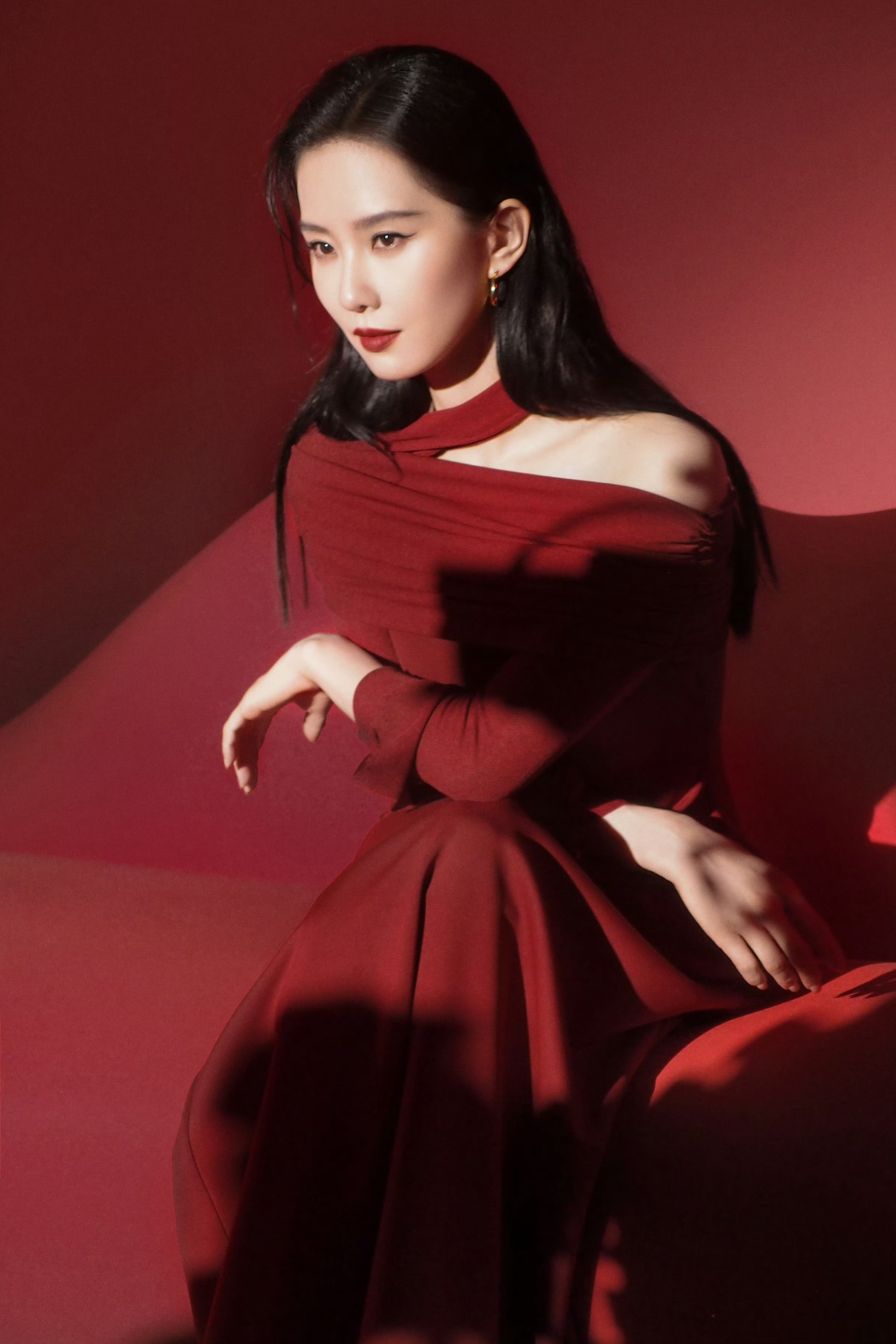 刘诗诗的烈焰红唇直接看的流口水了