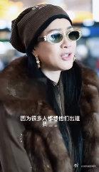 哈哈哈哈终于看到不催娃出道的星妈了！钟丽缇说女儿不想出道，想等内核稳了再考虑，不