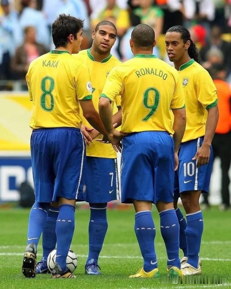 巴西足球史上最伟大的十名球员：10.🇧🇷里瓦尔多(评分96)9.🇧?