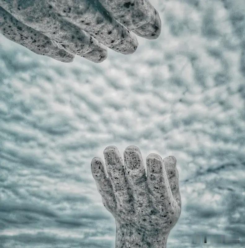 气感日益进化中锻炼不可休止今天赶路，早上没有跑步，因而感觉这一天的精神状态都