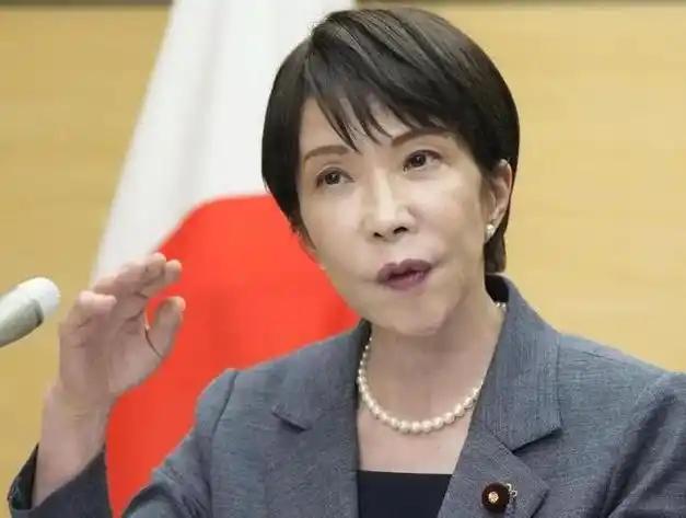 奖牌榜一出，日本压着韩国，中国压着日本。 韩国部分媒体的反应是：换算法。 