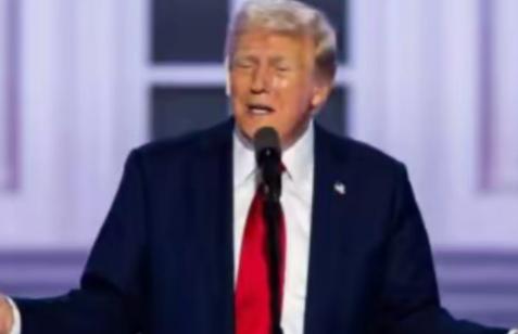 特朗普曾在一次采访中放话：要是中方通过武力解决台湾问题，美国绝不会犹豫，甚至可能