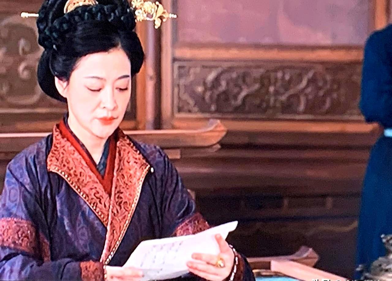 《太平年》开播，把吴越国“纳土归宋”端上桌。978年，钱弘俶把十三州、十一万兵直