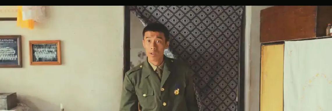 谁能想到，为了救活那30万只藏羚羊，英雄们当年竟然要靠卖羊皮续命，这到底算不算黑