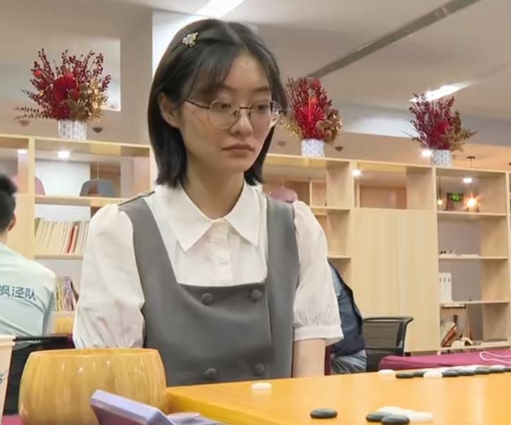 围甲精彩片段：糖糖仍一胜难求~乏力慢羊羊继续连胜~立功28届中国围棋甲