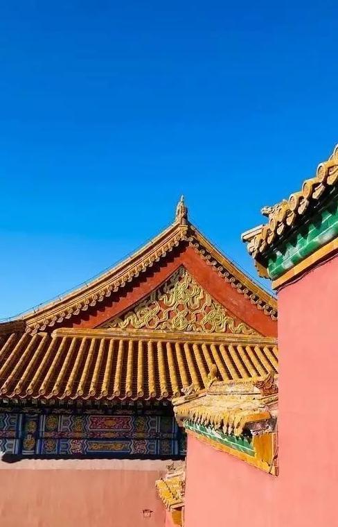 一年门票赚8亿，文创卖15亿，加起来23亿比不少上市公司还能打！可故