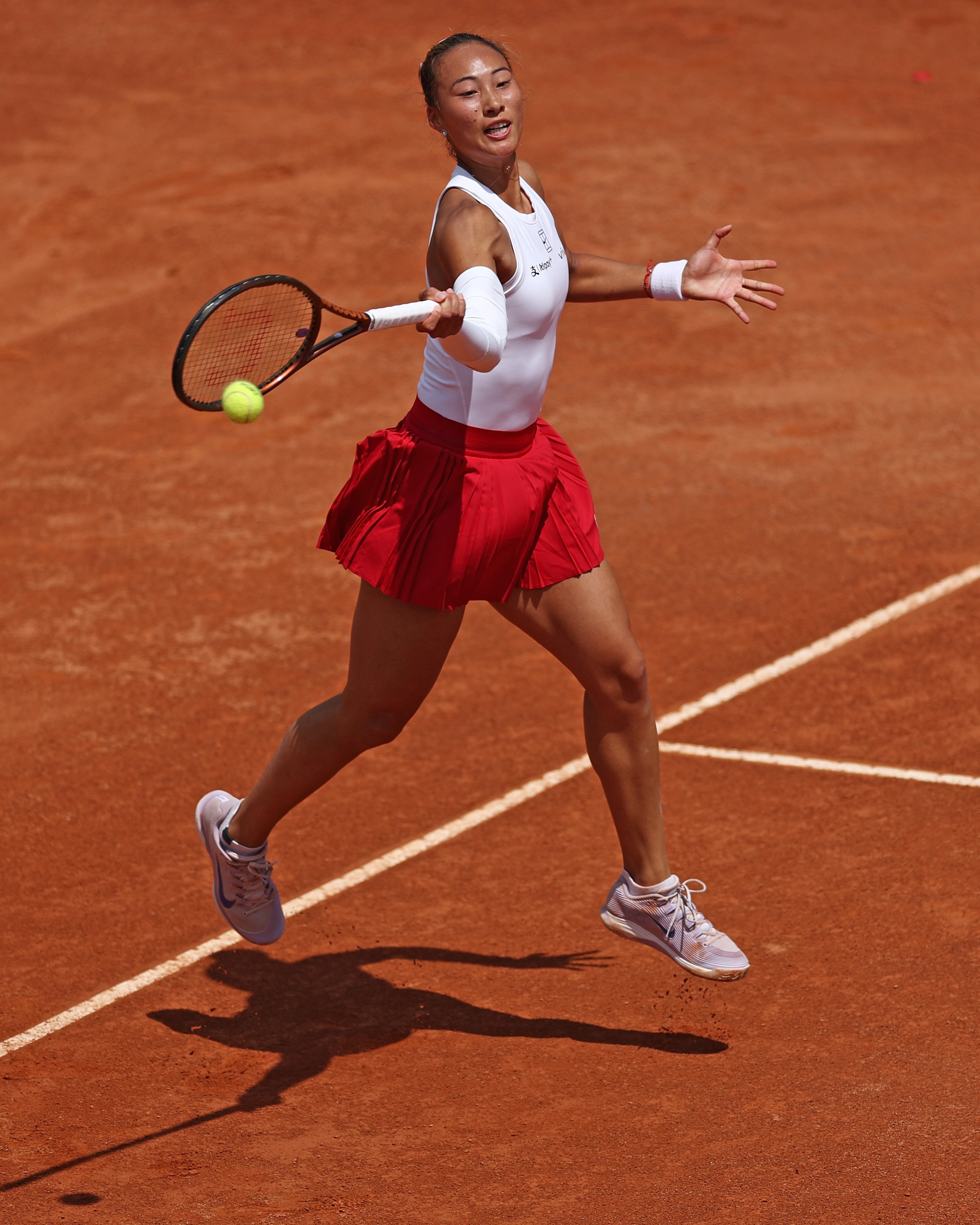 WTA1000罗马赛16强出炉:[1]萨巴伦卡vs科斯秋克安德莱斯库vs