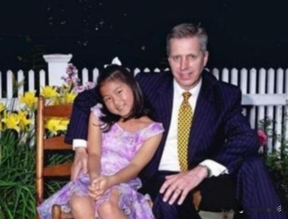“你要是能怀孕，我们就结婚”！2006年，英国69岁亿万富翁爱上中国33岁女营养