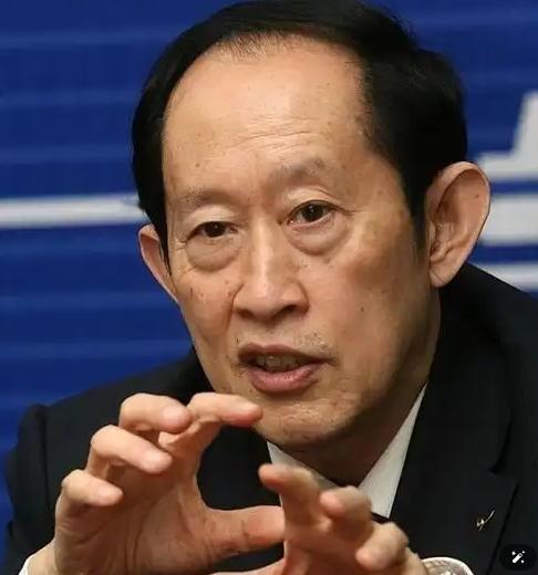 王立群教授再次语出惊人：“不论封建帝王的口号多么宏大，无非就是打江山、坐金銮，睡