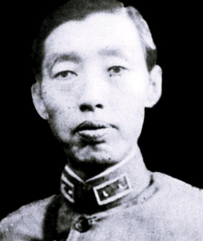 1940年，军阀石友三被他的结拜兄弟高树勋在黄河边活埋，没想到他新婚的五姨太却说