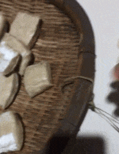 老婆蒸的馒头请问还能要吗？