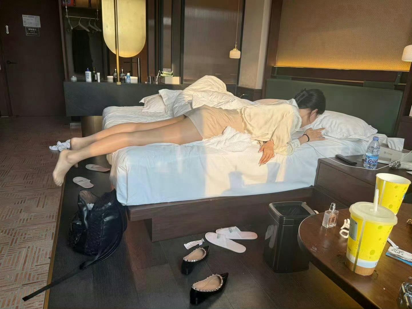 暧昧是爱的体验装格局是困住你的温柔局