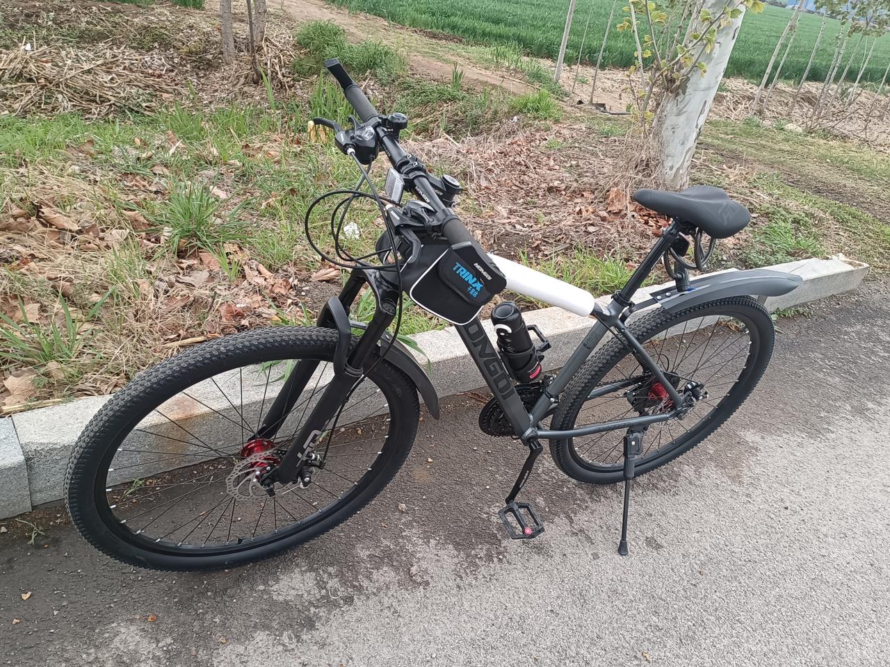 为了控血糖，我想进行锻炼。有人说步行，还说控血糖就六个字“管住嘴，迈开腿”。