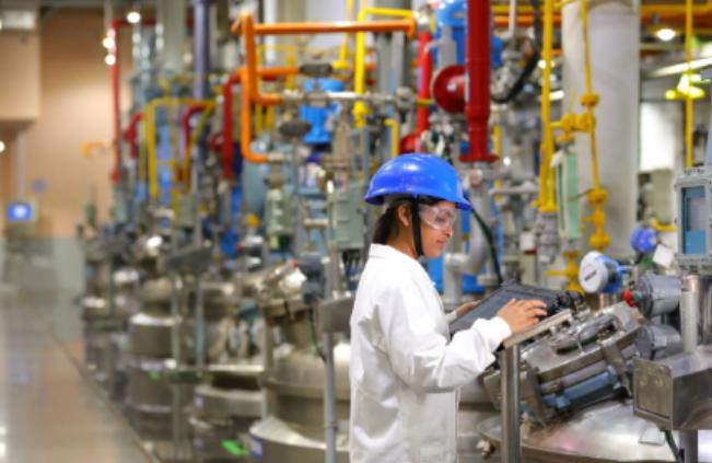 印度电力部长曾公开表示，外资已经把特高压技术传授给了他们，现在轮到印度制造登场了