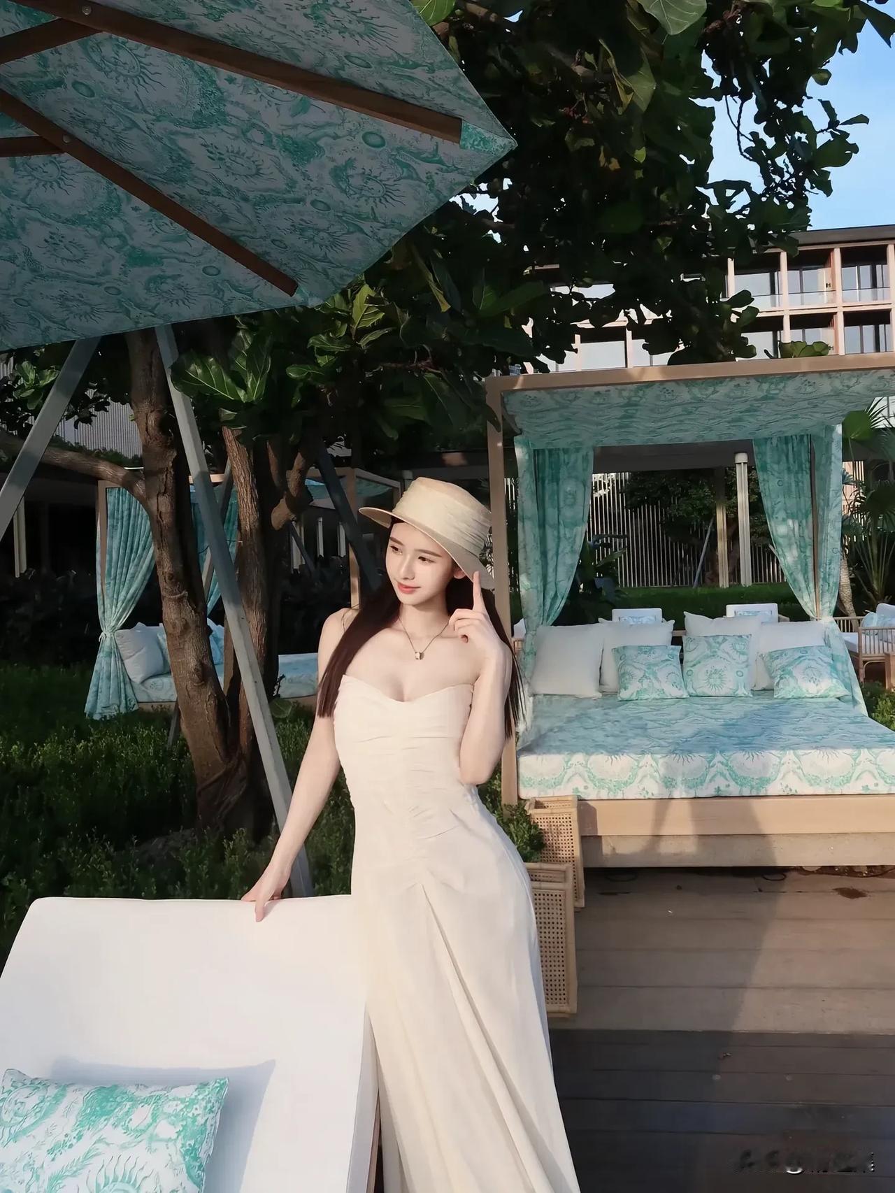 夏日度假风，绿意盎然，悠闲时光