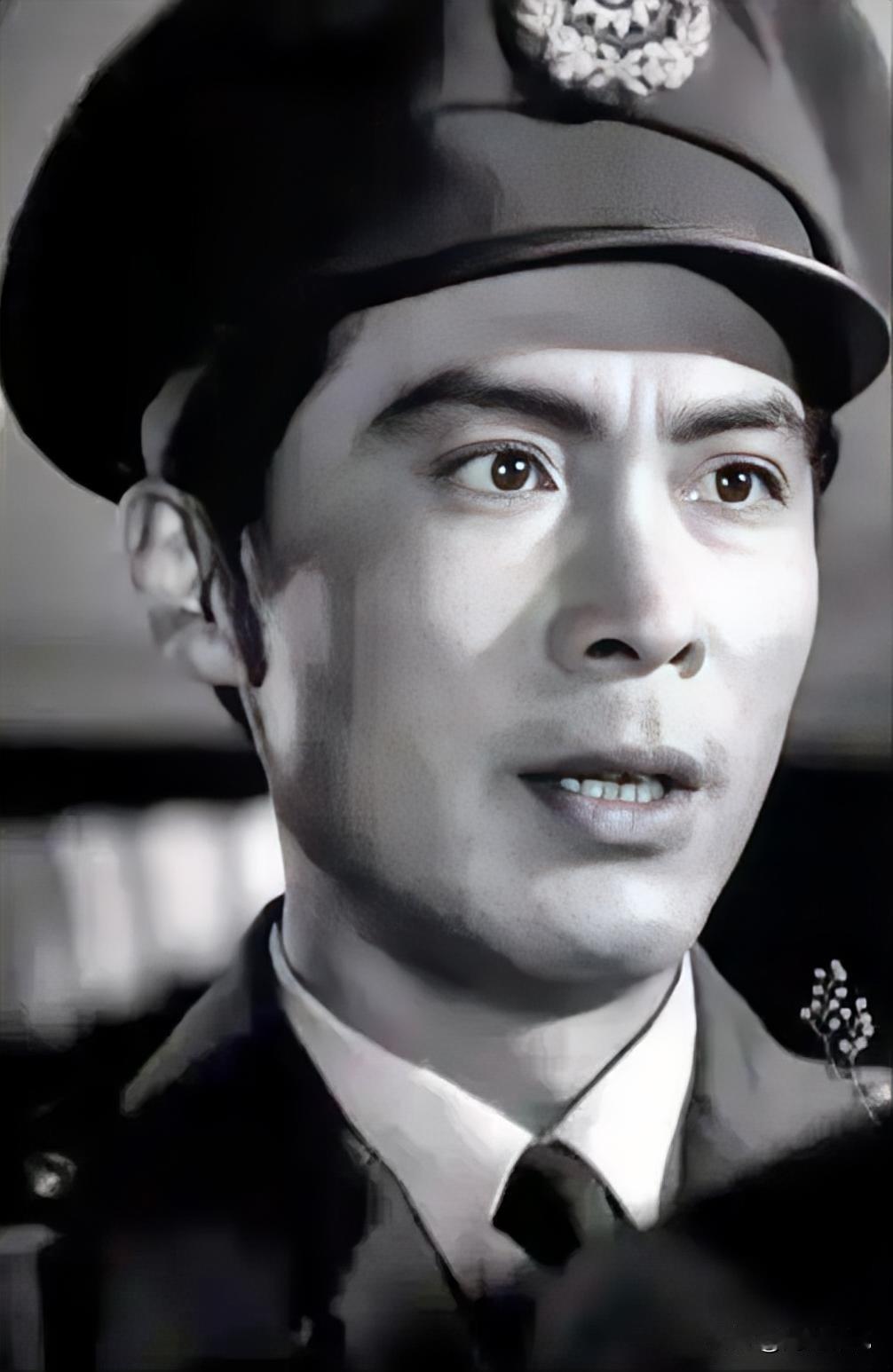 大家还记得这位男演员吗？他今年已84岁了，土生土长的大连人，毕业于中央戏剧学院