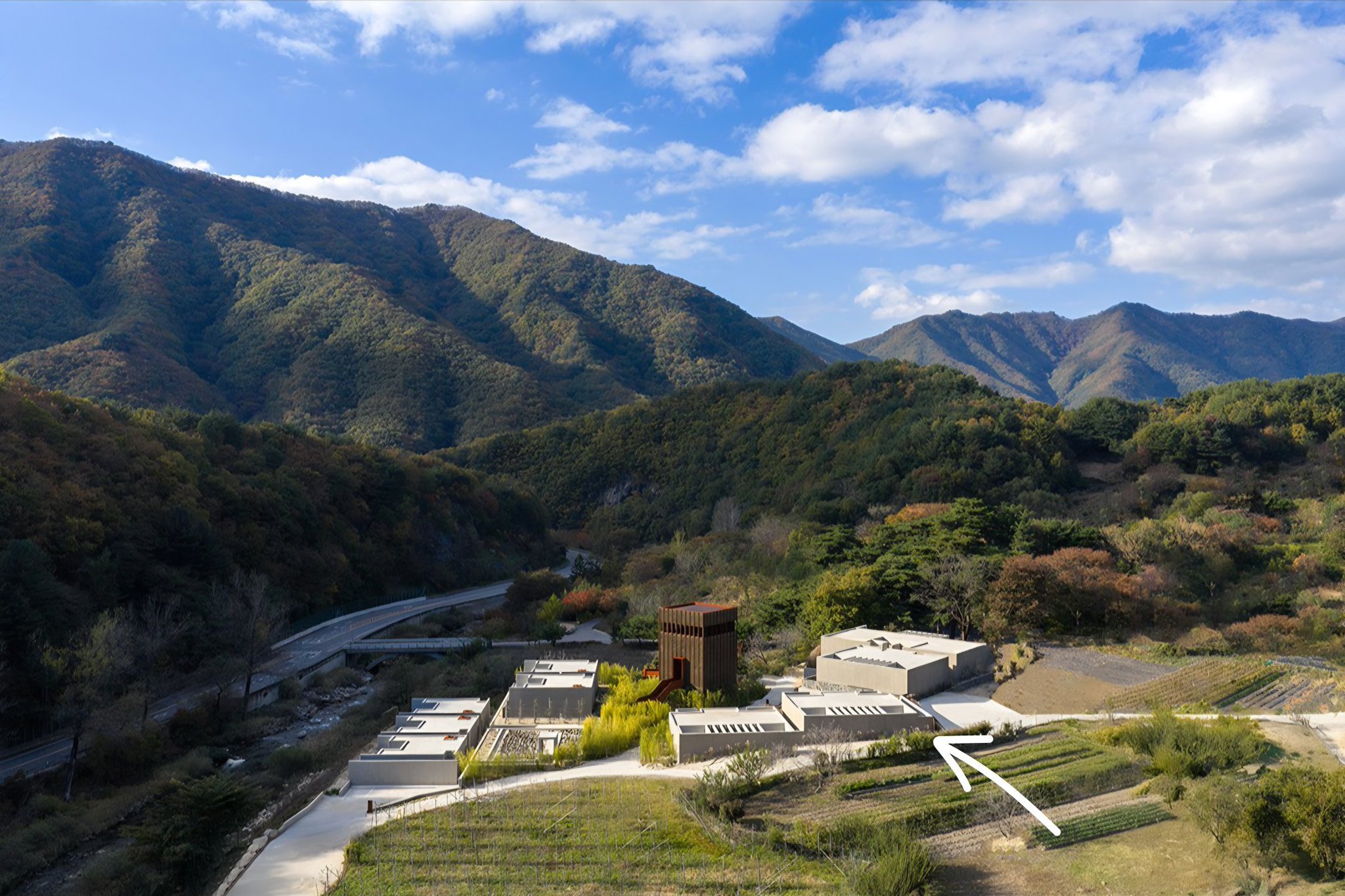 kimjisoo智秀入住的民宿📍MUGOK（武谷）全北特别自治道茂朱郡