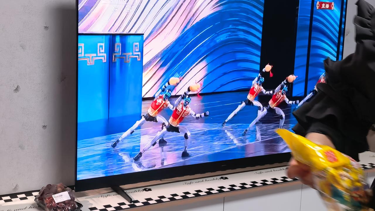 中国的机器人，已经初步具备单兵作战能力。下一次阅兵，很可能有机器人作战方队。